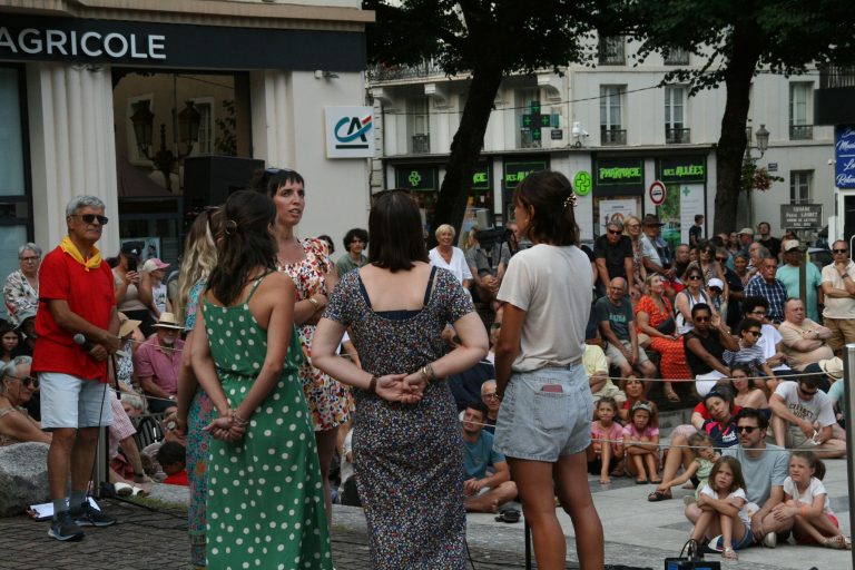 A voir et a revoir ! A era Hesta Gascona Luchon